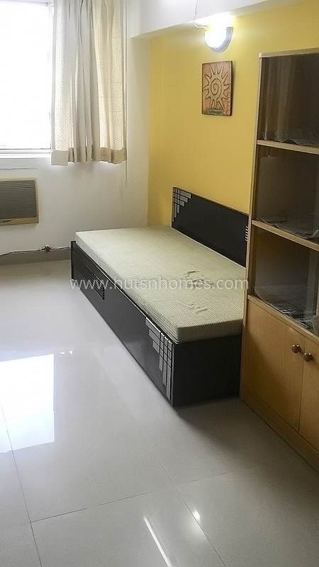 3 BHK Condo For Rent in DLF City Phase - 4