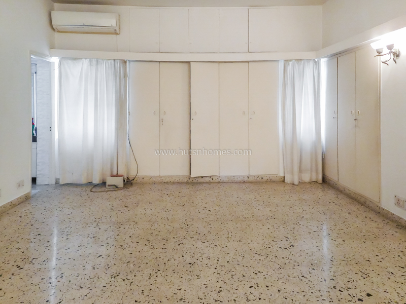 4 BHK House For Rent in Maharani Bagh