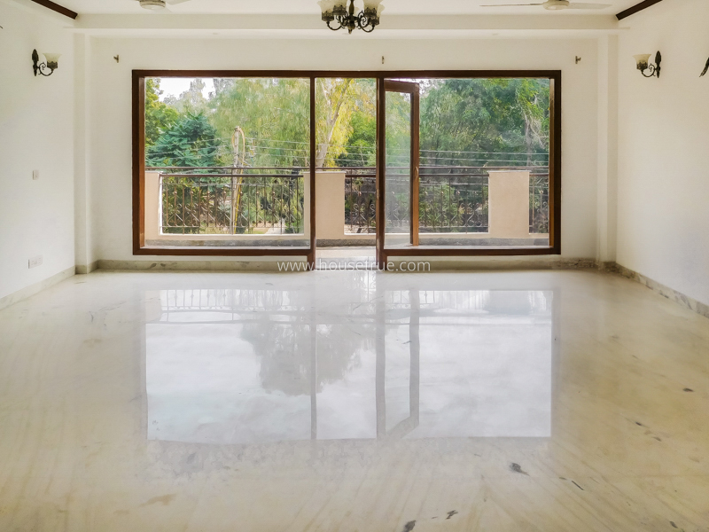 12 BHK Entire-Building For Rent in Defence Colony