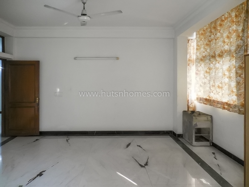 3 BHK Flat For Rent in DLF City Phase - 3
