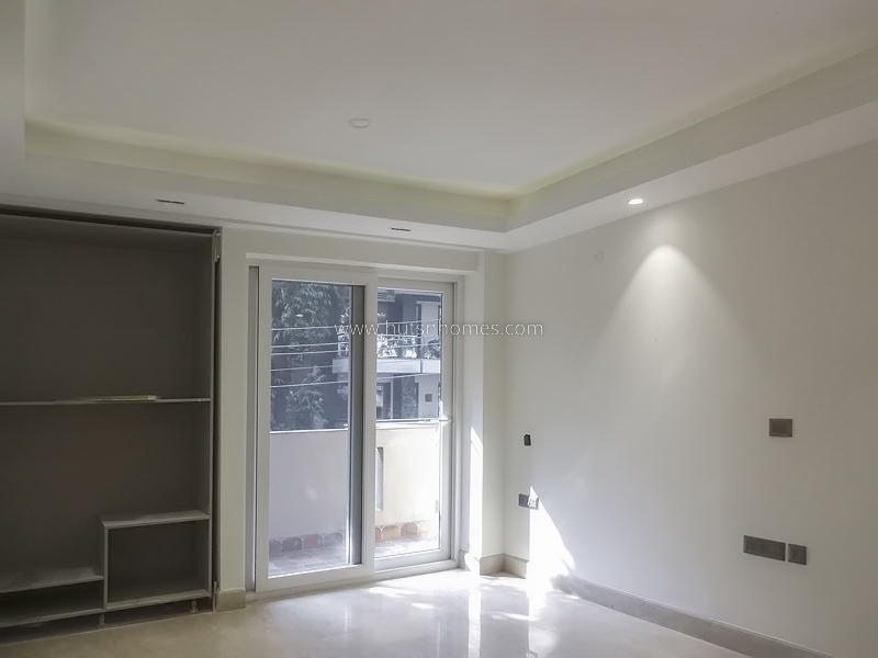 4 BHK Builder Floor For Sale in Greater Kailash Part 2