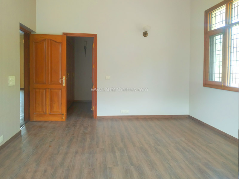 5 BHK Farm House For Rent in Asola