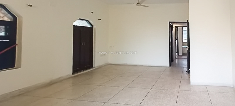 5 BHK Flat For Rent in Defence Colony