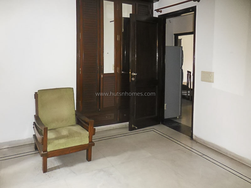 3 BHK Builder Floor For Sale in Safdarjung Enclave