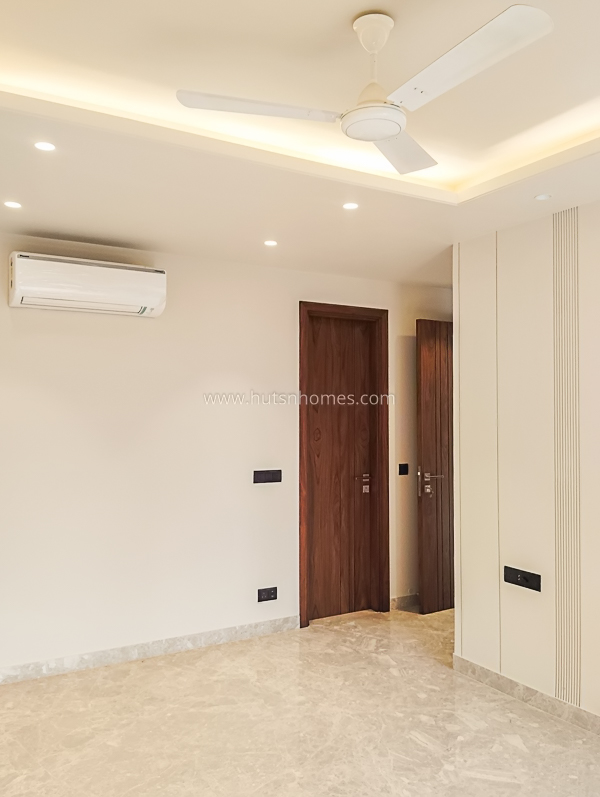 4 BHK Builder Floor For Sale in Greater Kailash Part 3