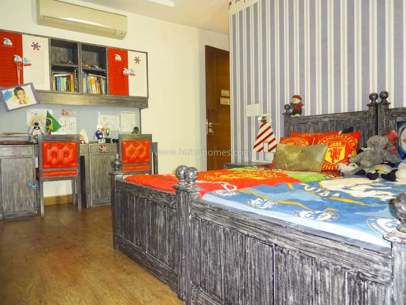 4 BHK Flat For Sale in New Friends Colony