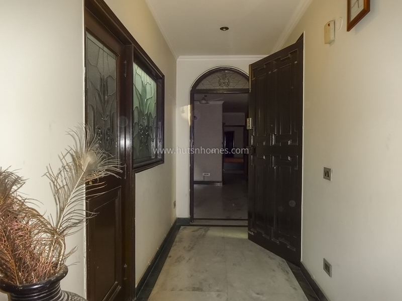 4 BHK Flat For Sale in Panchsheel Park