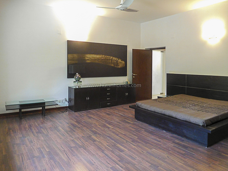 3 BHK Flat For Rent in Golf Links