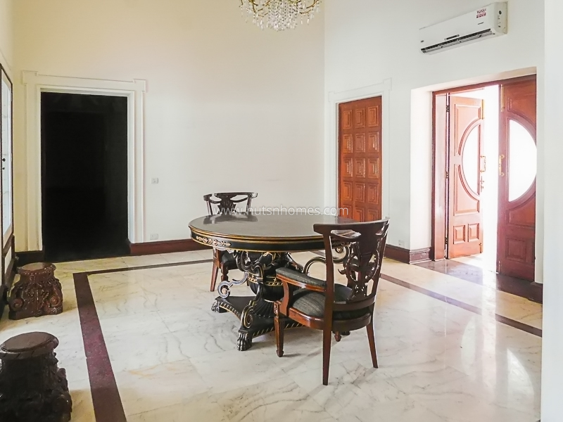 7 BHK House For Rent in Tilak Marg