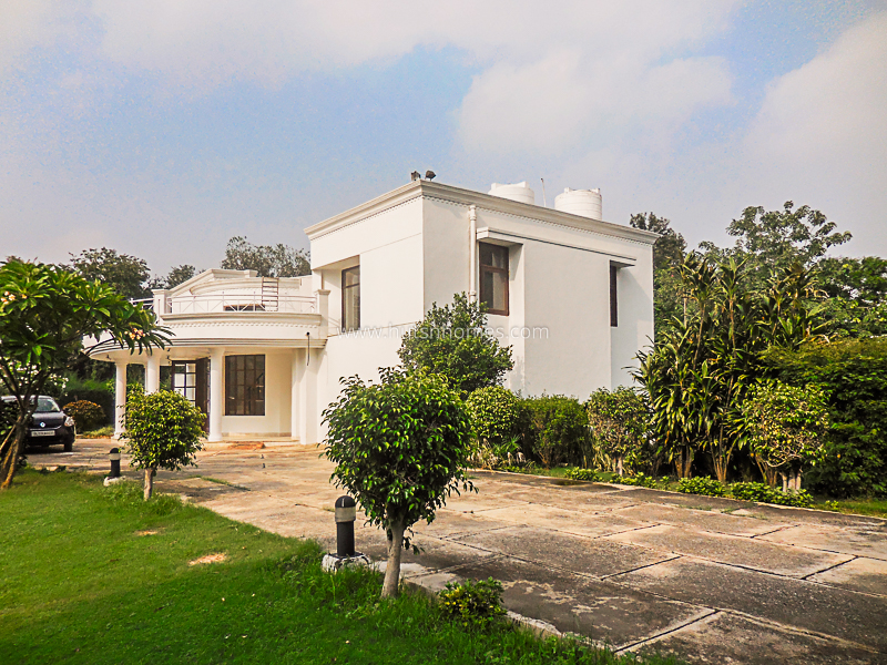 4 BHK Farm House For Rent in Vasant Kunj