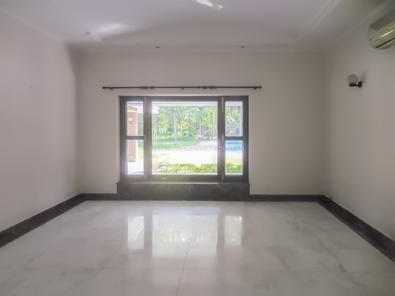 4 BHK Farm House For Rent in Sultanpur