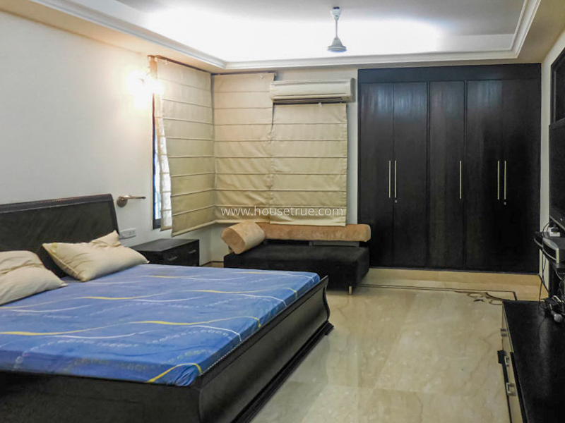 4 BHK Flat For Rent in Vasant Vihar