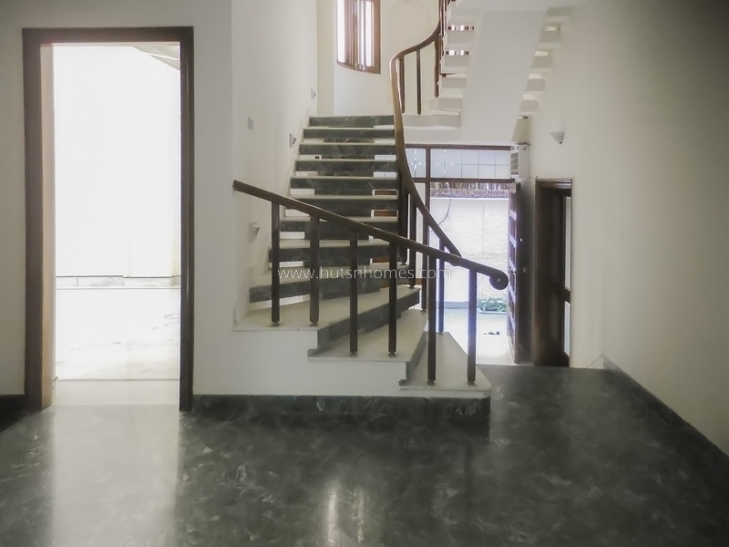 7 BHK House For Rent in Maharani Bagh