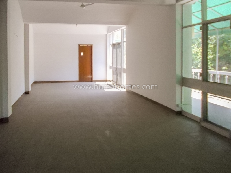 4 BHK House For Rent in Friends Colony East
