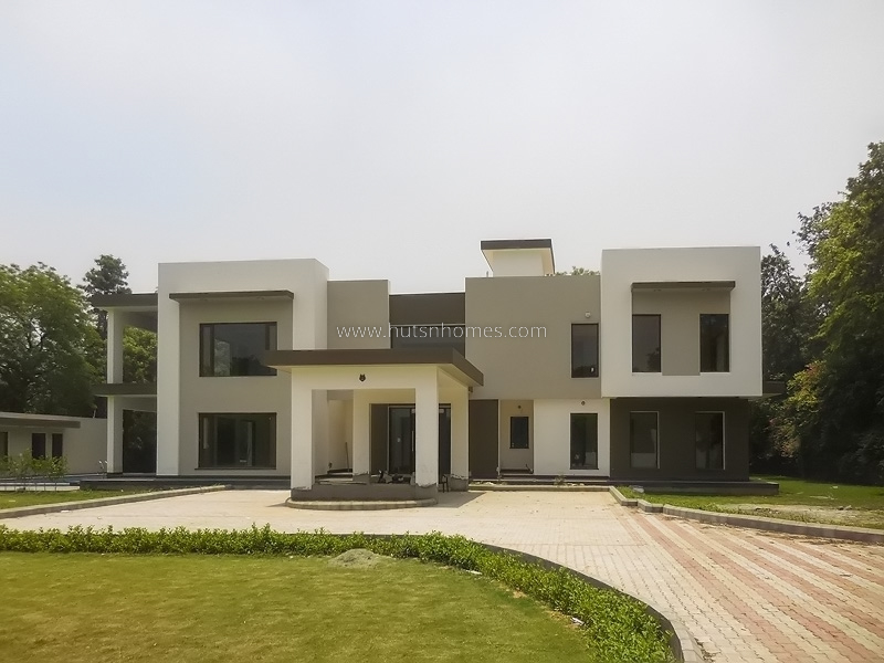 6 BHK Farm House For Rent in Gadaipur