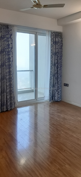 4 BHK Condo For Rent in Golf Course Road