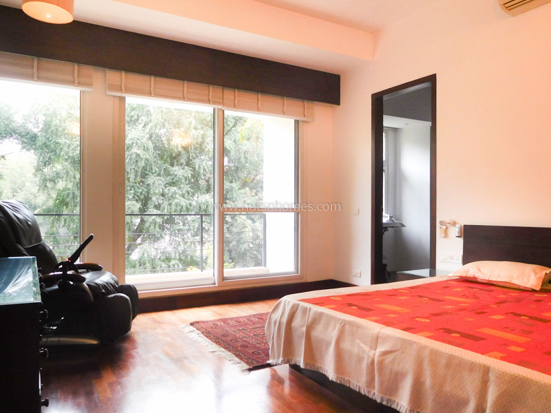 2 BHK Flat For Rent in West End Colony