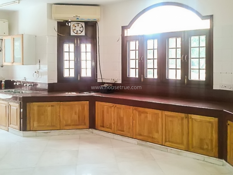 5 BHK Farm House For Sale in Westend Greens
