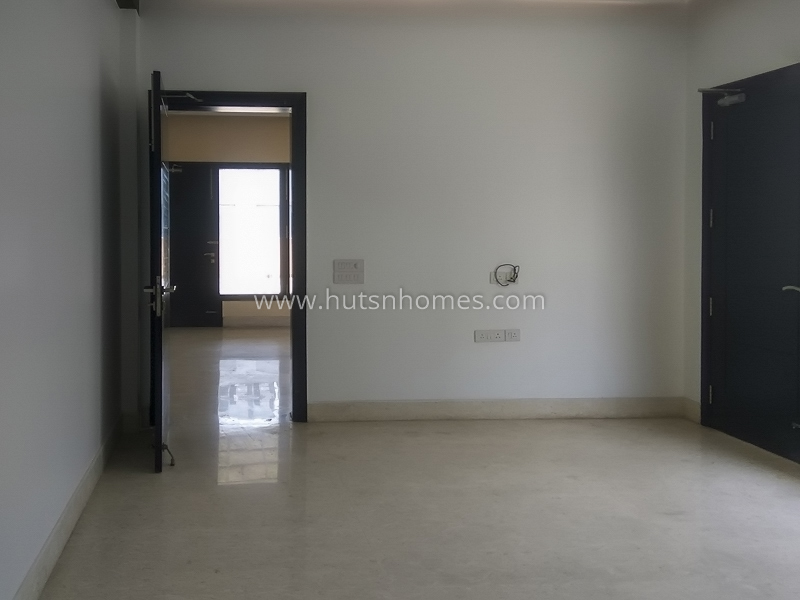 6 BHK House For Sale in Dlf Chattarpur Farms